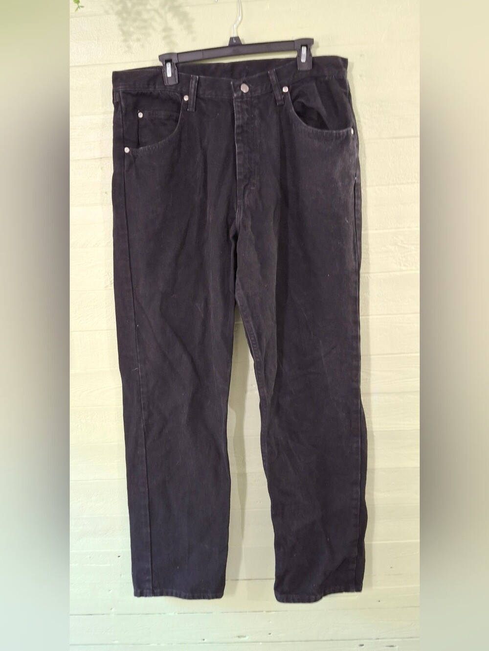 Mens Minimalist Grunge Streetwear Wrangler Jeans Size 36×32.